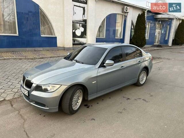 Серый БМВ 3 Серия, объемом двигателя 2 л и пробегом 213 тыс. км за 6300 $, фото 13 на Automoto.ua