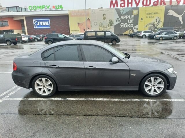 Серый БМВ 3 Серия, объемом двигателя 2 л и пробегом 400 тыс. км за 6500 $, фото 1 на Automoto.ua