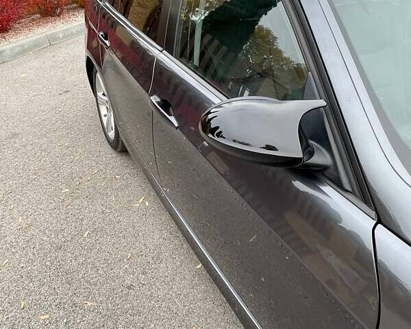 Серый БМВ 3 Серия, объемом двигателя 2 л и пробегом 332 тыс. км за 5999 $, фото 12 на Automoto.ua