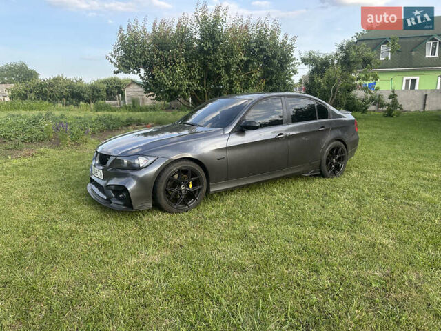 Серый БМВ 3 Серия, объемом двигателя 2 л и пробегом 245 тыс. км за 7300 $, фото 29 на Automoto.ua