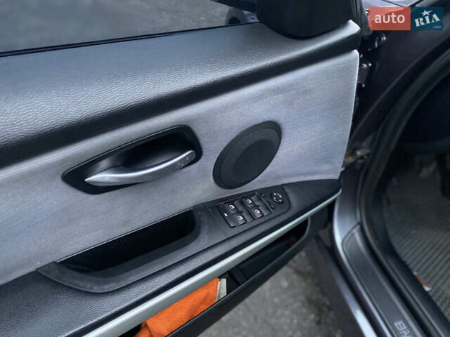 Серый БМВ 3 Серия, объемом двигателя 2 л и пробегом 232 тыс. км за 6300 $, фото 8 на Automoto.ua