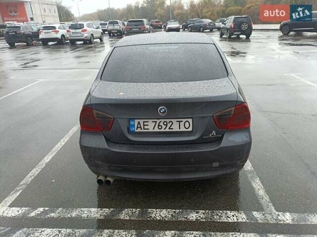 БМВ 3 Серія 2005 у Сумах на Automoto.ua Сірий БМВ 3 Серія, об'ємом двигуна 2 л та пробігом 400 тис. км за 6500 $, фото 2 на Automoto.ua