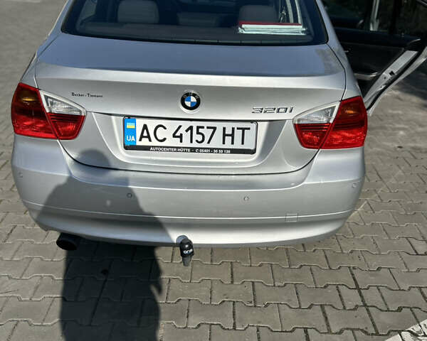 Серый БМВ 3 Серия, объемом двигателя 2 л и пробегом 194 тыс. км за 6850 $, фото 7 на Automoto.ua