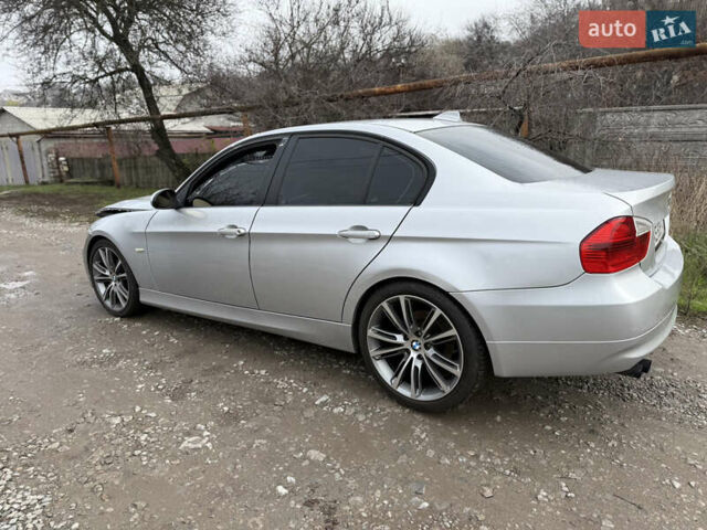 Сірий БМВ 3 Серія, об'ємом двигуна 3 л та пробігом 216 тис. км за 4600 $, фото 3 на Automoto.ua