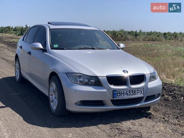 Серый БМВ 3 Серия, объемом двигателя 2 л и пробегом 225 тыс. км за 5600 $, фото 9 на Automoto.ua
