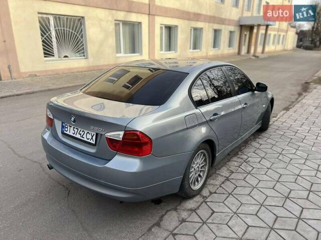 Серый БМВ 3 Серия, объемом двигателя 2 л и пробегом 213 тыс. км за 6300 $, фото 8 на Automoto.ua