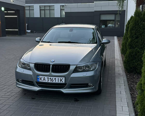 Сірий БМВ 3 Серія, об'ємом двигуна 2 л та пробігом 259 тис. км за 7200 $, фото 4 на Automoto.ua