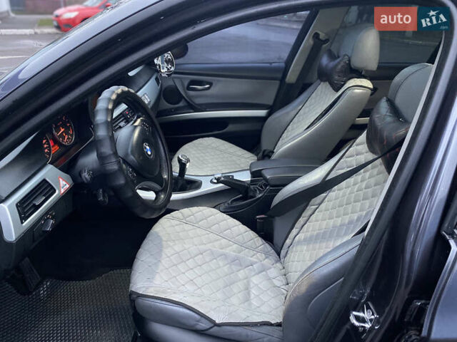 Серый БМВ 3 Серия, объемом двигателя 2 л и пробегом 232 тыс. км за 6300 $, фото 7 на Automoto.ua