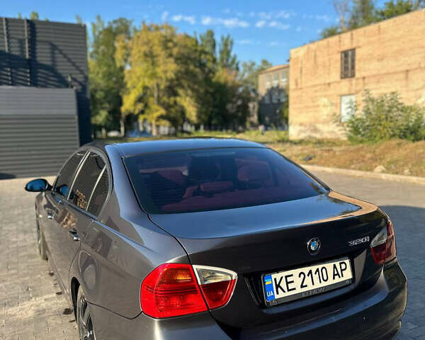 Серый БМВ 3 Серия, объемом двигателя 2 л и пробегом 260 тыс. км за 7300 $, фото 5 на Automoto.ua