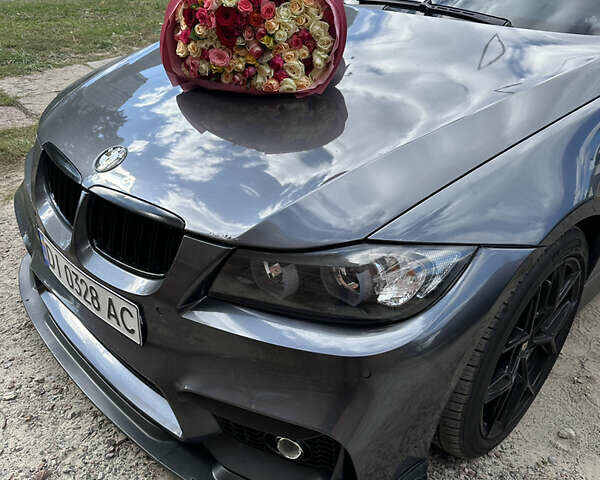 Серый БМВ 3 Серия, объемом двигателя 2 л и пробегом 245 тыс. км за 7300 $, фото 1 на Automoto.ua