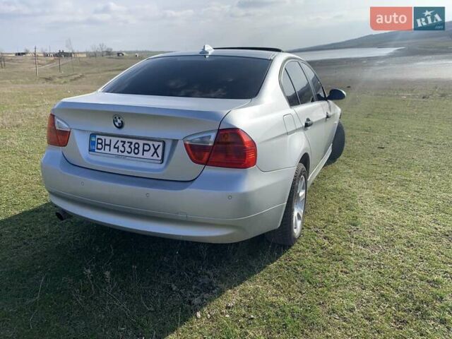 Серый БМВ 3 Серия, объемом двигателя 2 л и пробегом 225 тыс. км за 5600 $, фото 1 на Automoto.ua
