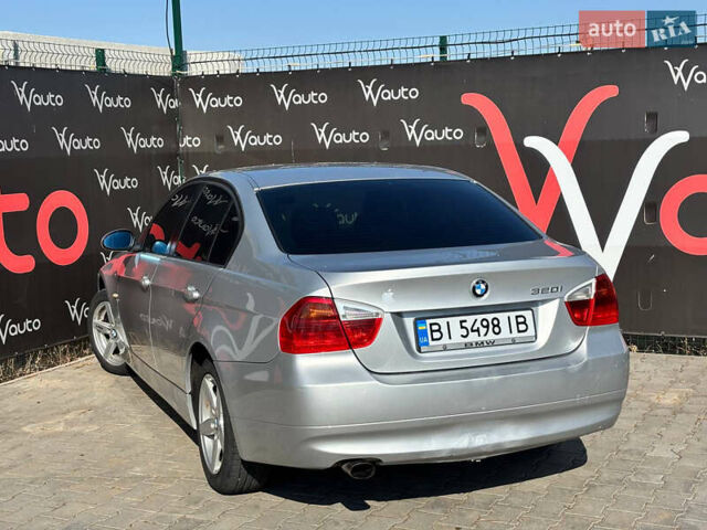 Серый БМВ 3 Серия, объемом двигателя 2 л и пробегом 309 тыс. км за 6900 $, фото 2 на Automoto.ua