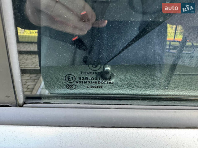 Серый БМВ 3 Серия, объемом двигателя 2 л и пробегом 201 тыс. км за 4500 $, фото 18 на Automoto.ua