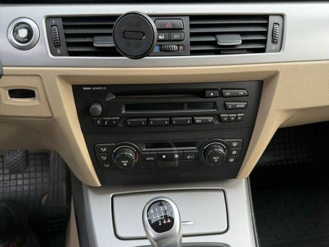 Серый БМВ 3 Серия, объемом двигателя 2 л и пробегом 300 тыс. км за 6700 $, фото 9 на Automoto.ua