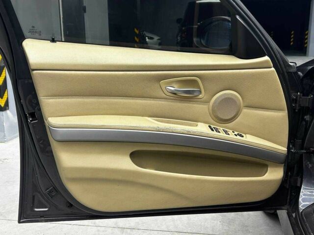 Сірий БМВ 3 Серія, об'ємом двигуна 2 л та пробігом 276 тис. км за 8000 $, фото 13 на Automoto.ua