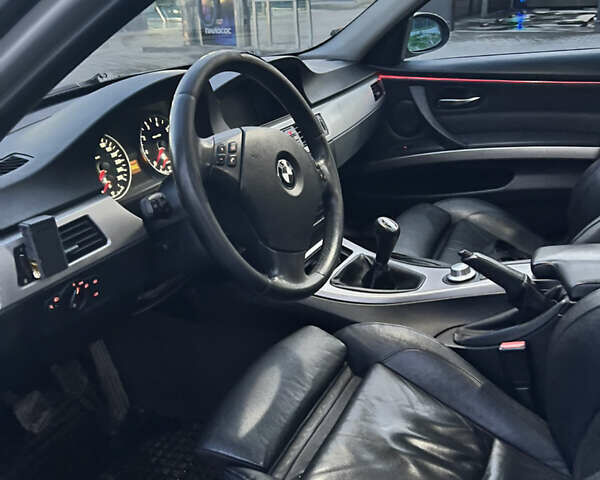 Сірий БМВ 3 Серія, об'ємом двигуна 2 л та пробігом 295 тис. км за 6900 $, фото 8 на Automoto.ua