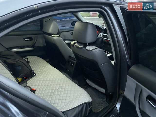 Серый БМВ 3 Серия, объемом двигателя 2 л и пробегом 232 тыс. км за 6300 $, фото 13 на Automoto.ua