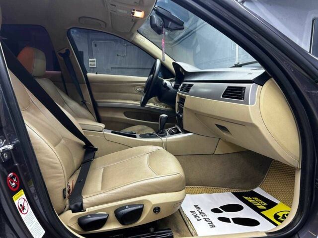 Сірий БМВ 3 Серія, об'ємом двигуна 2 л та пробігом 276 тис. км за 8000 $, фото 8 на Automoto.ua