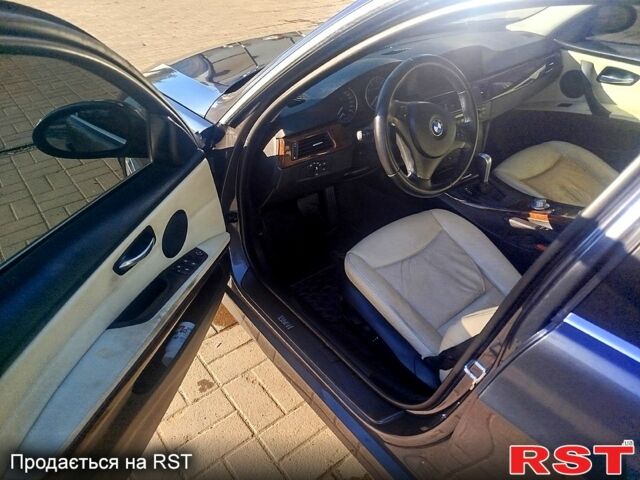 Серый БМВ 3 Серия, объемом двигателя 2.5 л и пробегом 319 тыс. км за 7500 $, фото 3 на Automoto.ua