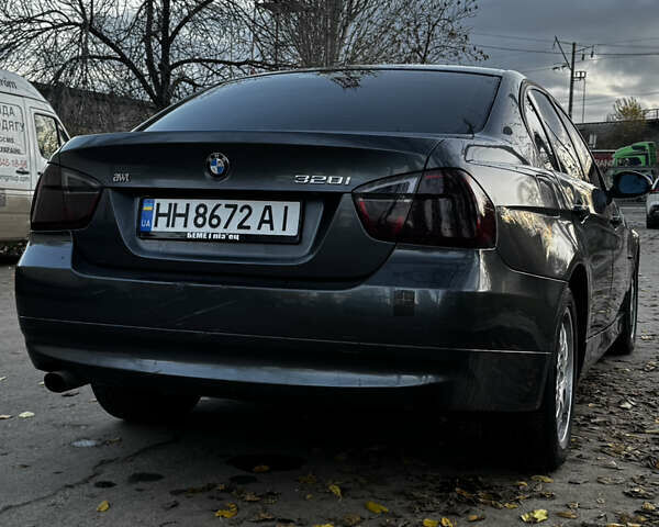Серый БМВ 3 Серия, объемом двигателя 2 л и пробегом 323 тыс. км за 6200 $, фото 16 на Automoto.ua