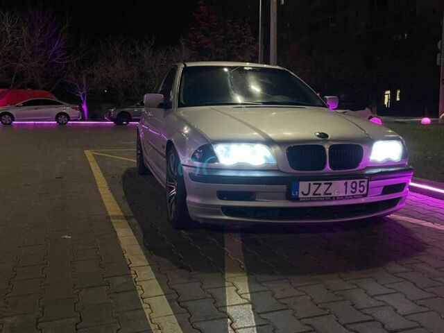 Сірий БМВ 3 Серія, об'ємом двигуна 3 л та пробігом 35 тис. км за 3200 $, фото 6 на Automoto.ua