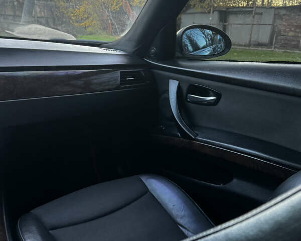 Серый БМВ 3 Серия, объемом двигателя 2 л и пробегом 323 тыс. км за 6200 $, фото 29 на Automoto.ua