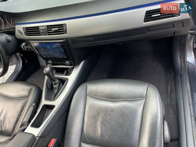 Серый БМВ 3 Серия, объемом двигателя 2 л и пробегом 332 тыс. км за 5999 $, фото 11 на Automoto.ua