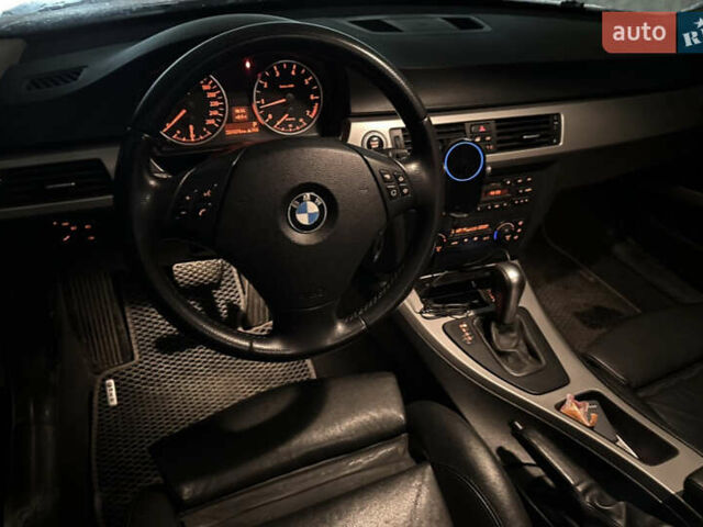 Серый БМВ 3 Серия, объемом двигателя 2 л и пробегом 292 тыс. км за 6600 $, фото 9 на Automoto.ua