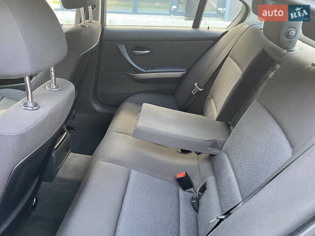 Серый БМВ 3 Серия, объемом двигателя 2 л и пробегом 264 тыс. км за 6450 $, фото 18 на Automoto.ua