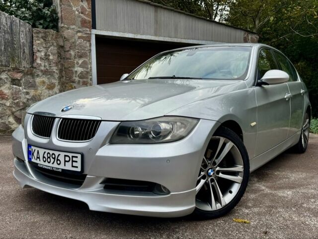 Сірий БМВ 3 Серія, об'ємом двигуна 2.5 л та пробігом 216 тис. км за 9200 $, фото 1 на Automoto.ua