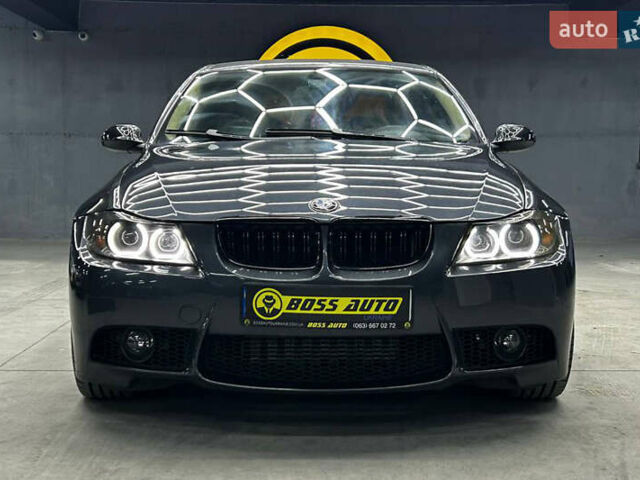 Серый БМВ 3 Серия, объемом двигателя 2 л и пробегом 276 тыс. км за 8000 $, фото 1 на Automoto.ua