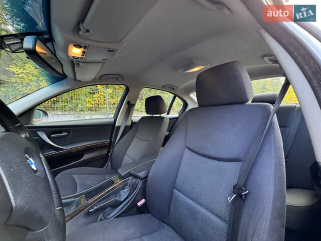 Серый БМВ 3 Серия, объемом двигателя 2 л и пробегом 201 тыс. км за 4500 $, фото 10 на Automoto.ua