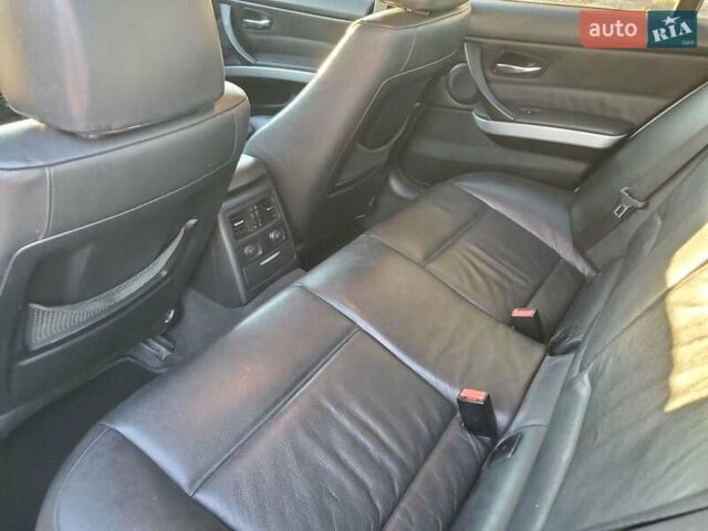 Серый БМВ 3 Серия, объемом двигателя 2.5 л и пробегом 314 тыс. км за 8000 $, фото 15 на Automoto.ua