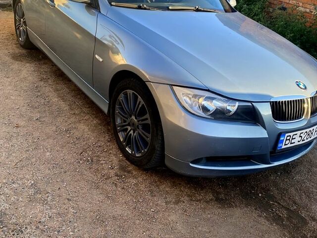 Серый БМВ 3 Серия, объемом двигателя 2 л и пробегом 291 тыс. км за 6999 $, фото 4 на Automoto.ua