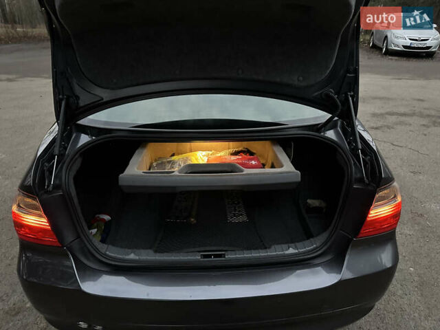 Сірий БМВ 3 Серія, об'ємом двигуна 2 л та пробігом 280 тис. км за 6999 $, фото 15 на Automoto.ua