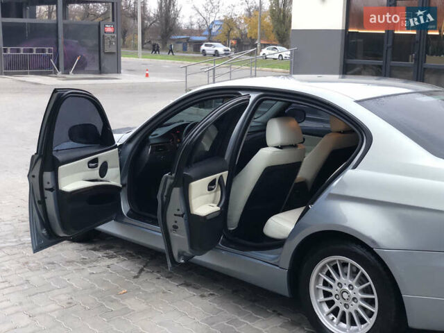 Сірий БМВ 3 Серія, об'ємом двигуна 2 л та пробігом 212 тис. км за 6000 $, фото 11 на Automoto.ua