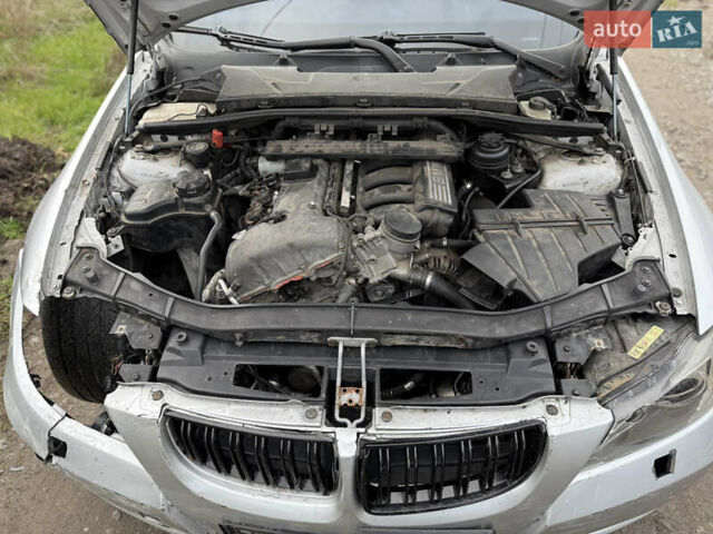 Сірий БМВ 3 Серія, об'ємом двигуна 3 л та пробігом 216 тис. км за 4600 $, фото 9 на Automoto.ua