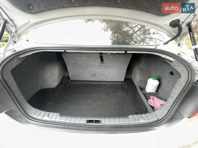 Сірий БМВ 3 Серія, об'ємом двигуна 2 л та пробігом 307 тис. км за 6299 $, фото 14 на Automoto.ua