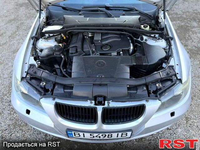 Серый БМВ 3 Серия, объемом двигателя 2 л и пробегом 256 тыс. км за 6300 $, фото 3 на Automoto.ua