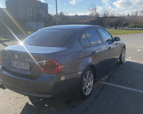 Серый БМВ 3 Серия, объемом двигателя 2 л и пробегом 320 тыс. км за 6400 $, фото 5 на Automoto.ua