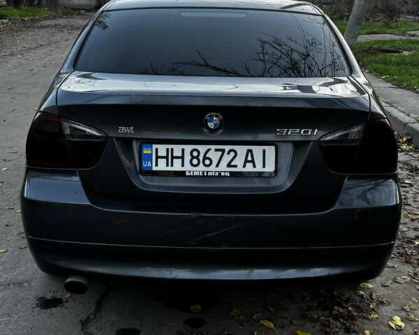 Серый БМВ 3 Серия, объемом двигателя 2 л и пробегом 323 тыс. км за 6200 $, фото 19 на Automoto.ua