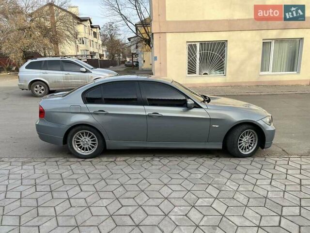 Серый БМВ 3 Серия, объемом двигателя 2 л и пробегом 213 тыс. км за 6300 $, фото 6 на Automoto.ua