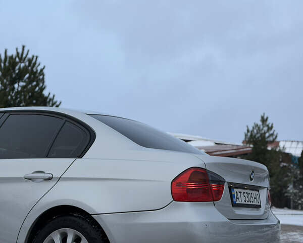 Серый БМВ 3 Серия, объемом двигателя 2 л и пробегом 277 тыс. км за 6800 $, фото 9 на Automoto.ua