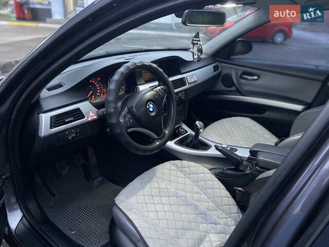 Серый БМВ 3 Серия, объемом двигателя 2 л и пробегом 232 тыс. км за 6300 $, фото 6 на Automoto.ua