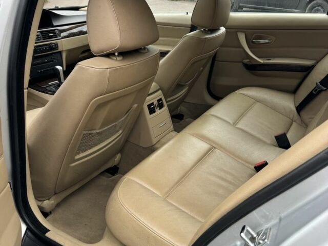 Сірий БМВ 3 Серія, об'ємом двигуна 2.5 л та пробігом 216 тис. км за 9200 $, фото 15 на Automoto.ua