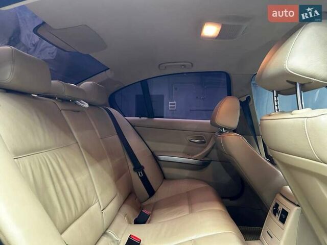 Серый БМВ 3 Серия, объемом двигателя 2 л и пробегом 276 тыс. км за 8000 $, фото 7 на Automoto.ua