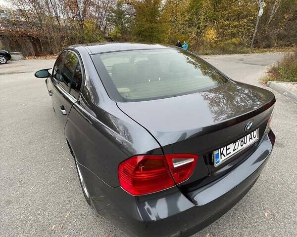 Серый БМВ 3 Серия, объемом двигателя 2 л и пробегом 332 тыс. км за 5999 $, фото 2 на Automoto.ua