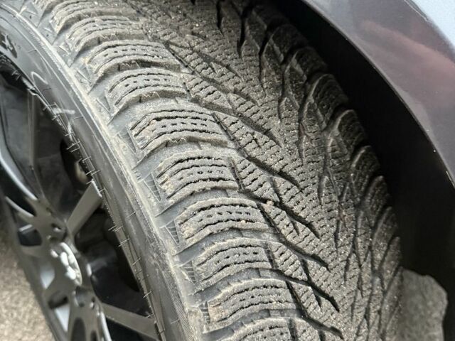 Серый БМВ 3 Серия, объемом двигателя 2 л и пробегом 247 тыс. км за 7500 $, фото 10 на Automoto.ua