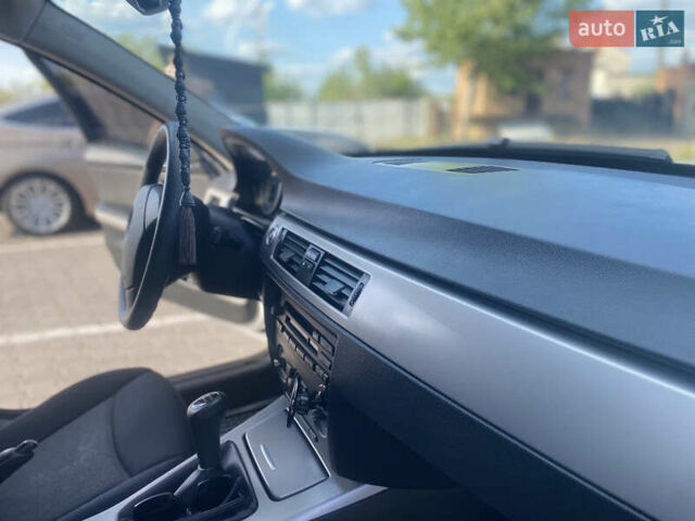 Сірий БМВ 3 Серія, об'ємом двигуна 2 л та пробігом 235 тис. км за 5999 $, фото 2 на Automoto.ua