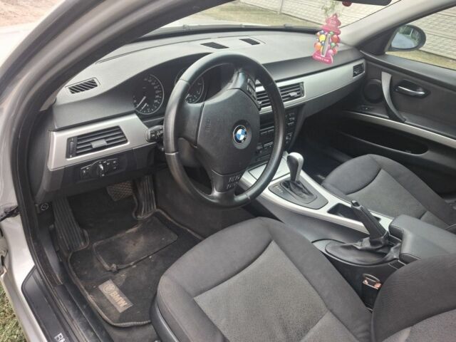 Сірий БМВ 3 Серія, об'ємом двигуна 2 л та пробігом 300 тис. км за 7199 $, фото 6 на Automoto.ua